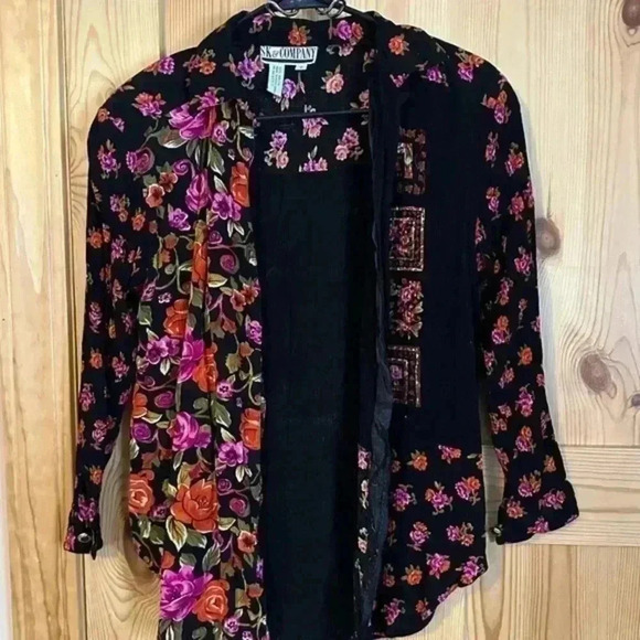 SK & Company woman’s button up blouse size small with shoulder pads - Picture 1 of 8